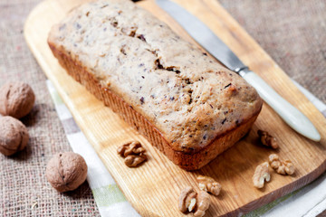 Banana cake with walnuts and dark chocolate
