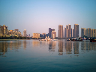 Fototapeta na wymiar Shenzhen Embankment in the city