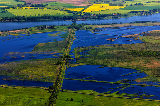 Hubbruecke Karnin, Mecklenburg-Vorpommern, Deutschland, Luftaufnahme, 27.05.2017 < english> Hubbruecke Karnin, Mecklenburg-Western Pomerania, Germany, aerial view, May 27, 2017