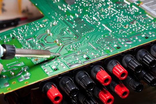 Elektronik-Reparatur: reparieren statt wegwerfen