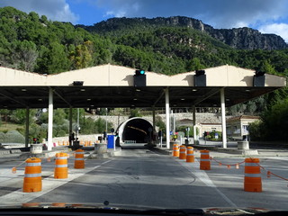 Tunneleinfahrt nach Port de Soller auf Mallorca