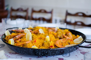 PAELLA EN PAELLERA VALENCIANA