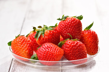 春の味覚　イチゴ