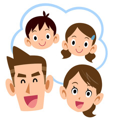 子供のことを思い浮かべて笑顔の夫婦

