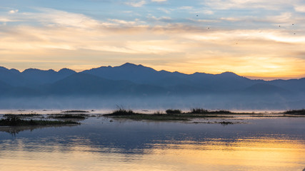 Fototapeta na wymiar early morning sunrise on Lake Inle, Myanmar, Burma