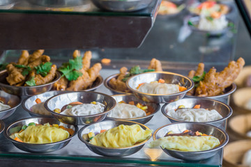 The background of food that is put in a wooden container (dim sum) containing vegetables, pork, flour Used to make, a menu that requires steaming stoves for good taste, delicious to eat 