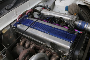 Modified engine detail