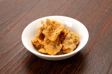 鶏皮からあげ