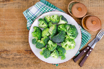 Vegetarian food, broccoli, raw vegetables