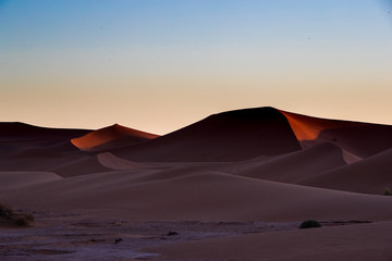 Fototapeta na wymiar Colori e luoghi del Marocco e del suo deserto