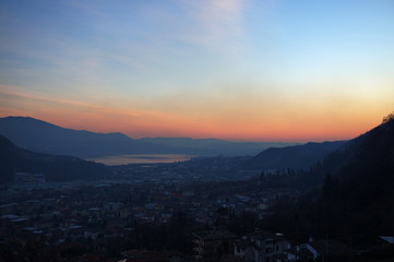 MOUNTAIN AROUND COMO LAKE