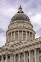 Fototapeta na wymiar Scenic view of the Utah State Capital Building