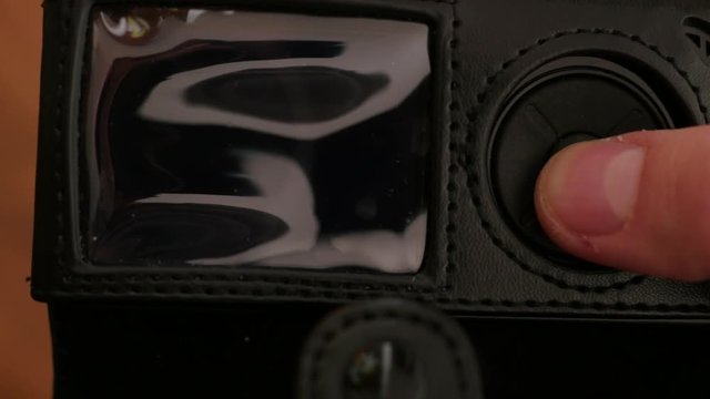 checking glucose level on dexcom receiver, real-time glucose reading