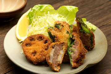 蓮根とピーマンの挟み揚げ