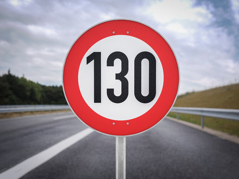 Tempolimit 130 Geschwindigkeitsbegrenzung hundertdreißg km/h 3d illustration
