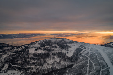 Skrzyczne- Zima- Krajobraz górski w szczyrku © BlackMediaHouse