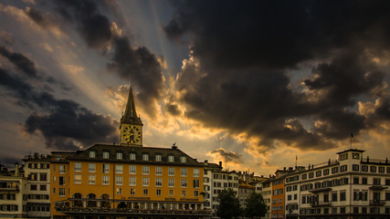 Sonnenuntergang in Zürich