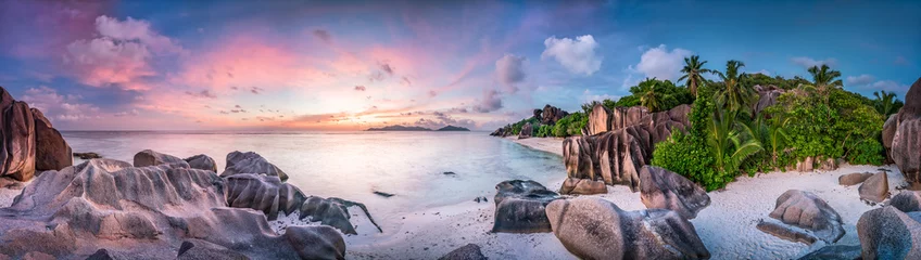 Photo sur Plexiglas Anse Source D'Agent, île de La Digue, Seychelles Coucher de soleil sur la plage d& 39 Anse Source d& 39 Argent, Seychelles