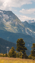 Smartphone HD wallpaper of alpine view at Mayrhofen