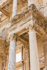 Obraz premium The roman columns of the Library of Celsus in Ephesus