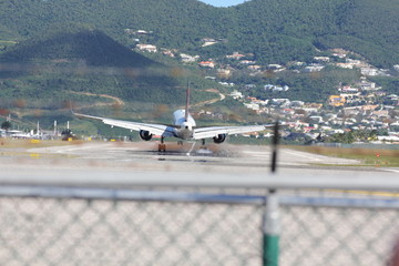 Airplane Landing