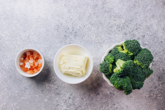broccoli puree in a white bowl