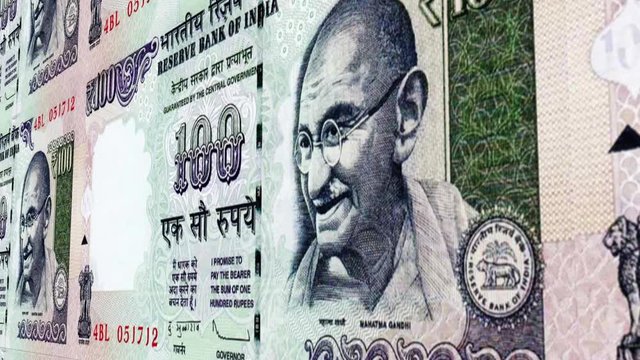 100 India Rupee banknote