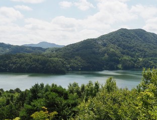 한국 청주시티의 대청호수 풍경
