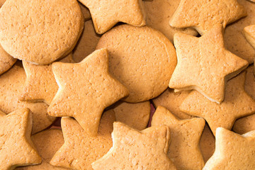 Top view of freshly made cookies . Close up