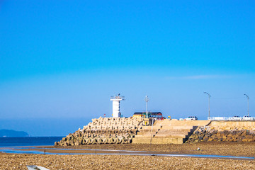 Bangpo breakwater seen far from Kkotji Beach