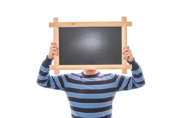 Mann hält Holzrahmen Tafel