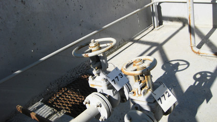 pipelines and latches