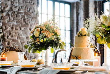 A very nicely decorated wedding table
