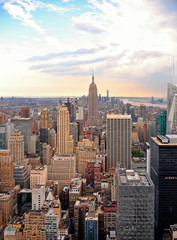 Obraz premium Obszarowy widok na wieżowce i budynki Manhattanu. Nowy Jork