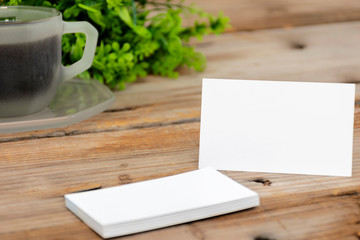 Blank business cards can be used to add text and images to make advertising.