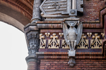 Détail des sculptures de l'arc de triomphe de Barcelone