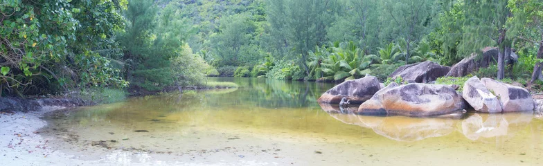 Vlies Fototapete Anse Source D'Agent, Insel La Digue, Seychellen Große Steine am Strand der Seychellen