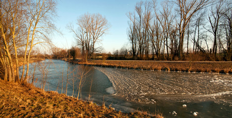 Winterspaziergang an der Nidda