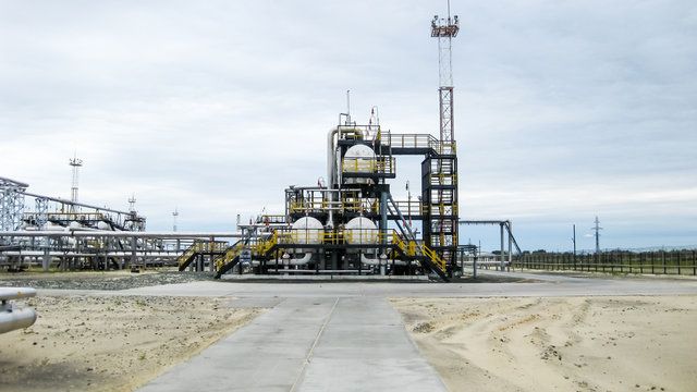 Separator. Equipment for oil separation. Modular oil treatment unit. Bulite for separation.