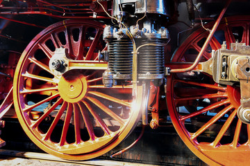 Rad und Luftpumpe einer Dampflok Baureihe 03