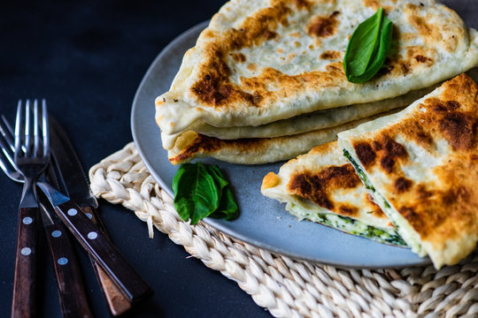 Flat bread with herbs Kutaby