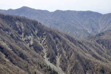 蛭ヶ岳より望む塔ノ岳と鍋割山稜