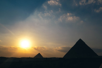Fototapeta na wymiar sunset and pyramids