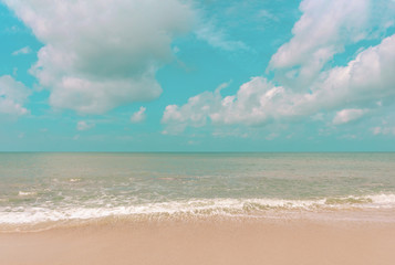 Fototapeta na wymiar Tropical Beach and sea