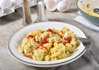 Scrambled eggs with ketchup