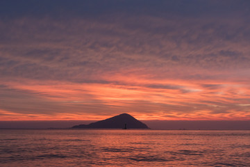 糸島幻想的な海岸の夕景