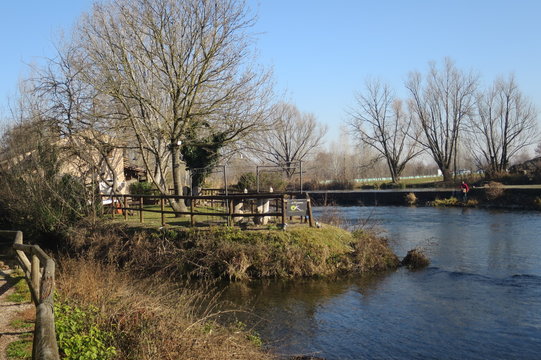Goito Mantova Italia fiume Mincio parco protetto