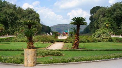 Fototapeta na wymiar Park, Royal palace of Caserta