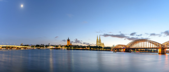 Fototapeta na wymiar Panoramic View Cologne Germany