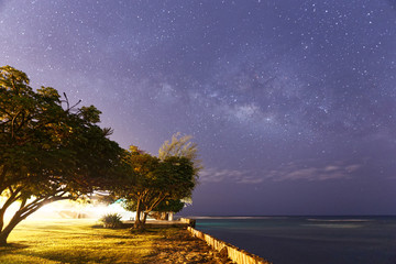 Fototapeta na wymiar Milky way galaxy at Waikiki beach Hawaii